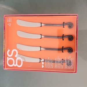 GOURMET SETTINGS,  4 piece knife set.